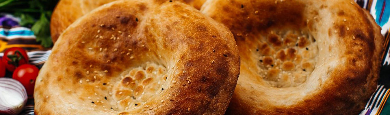Узбекская хозяйка дала рецепт лепешек «как из тандыра» вместо хлеба